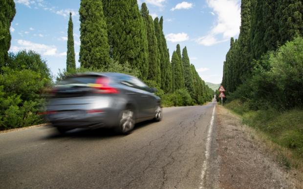 Автомобили в ЕС оснастят ограничителями скорости: Европарламент одобрил закон безопасность на дорогах,евросоюз,закон,ограничение скорости
