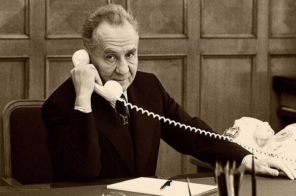 Откуда взялась версия, что партийный работник Косыгин – выживший цесаревич Алексей? Откуда взялась версия, что партийный работник Косыгин – выживший цесаревич Алексей?