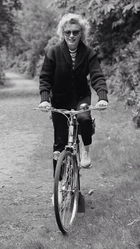 Мерилин Монро велосипеды, звезды, интересное, фото
