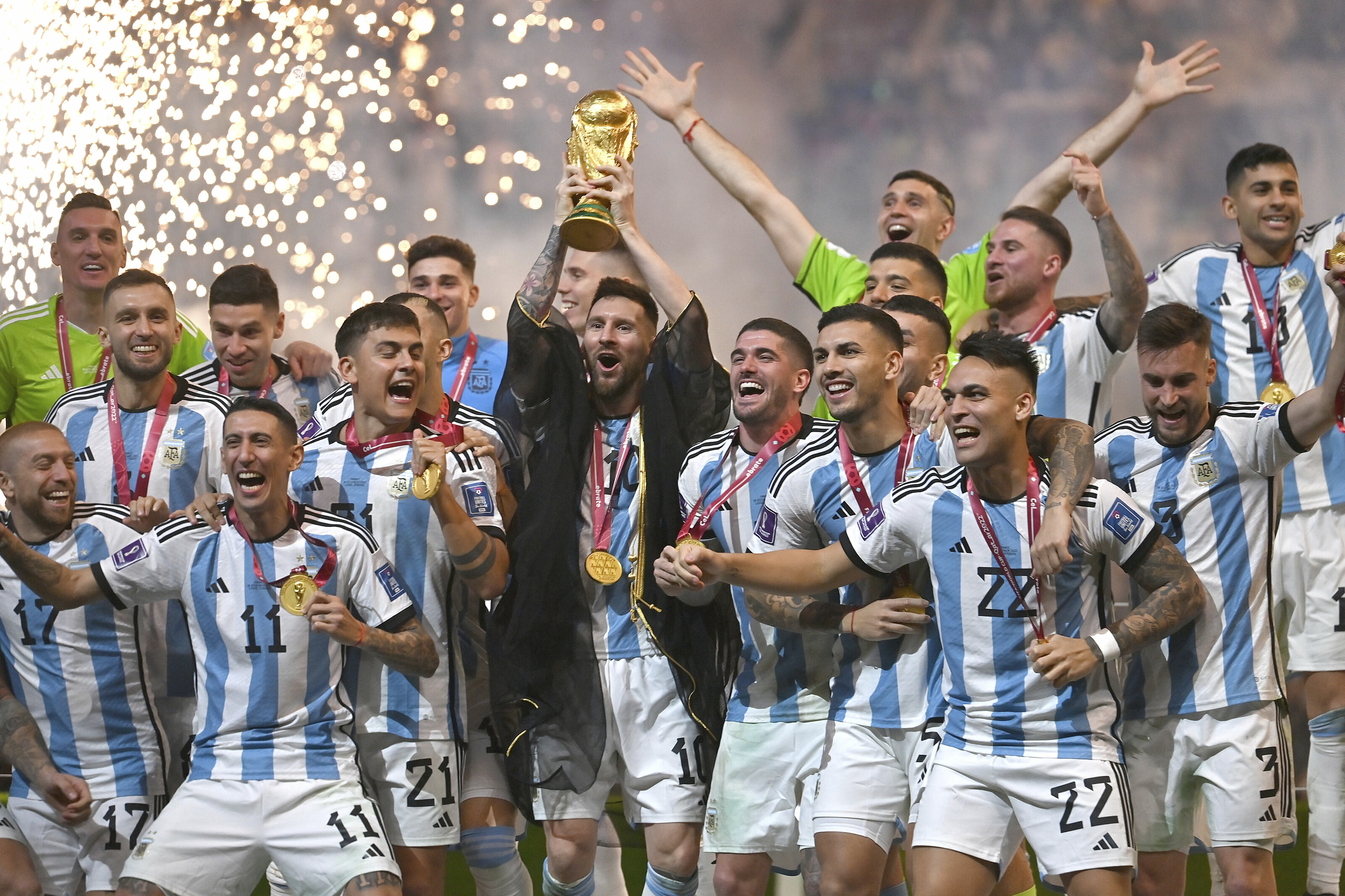 Fifa champions. Аргентина чемпион 2022. Сборная Аргентины на ЧМ 2022. Месси Аргентина ЧМ 2022.