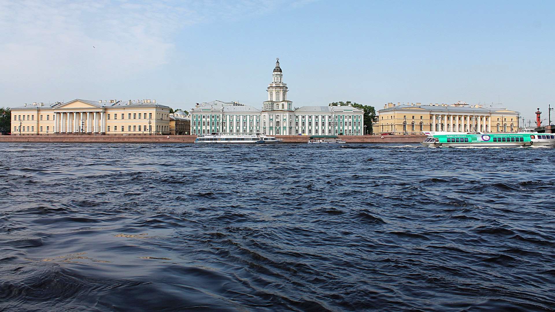 Петербуржцам пообещали потепление в начале рабочей недели