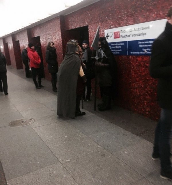 Модники и чудаки из метро