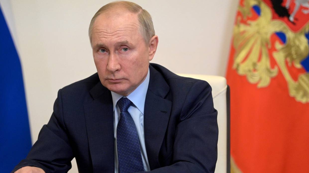 Путин заявил, что запомнит фамилию отвечающего за ликвидацию свалок в России чиновника