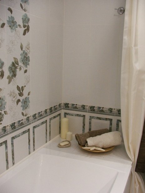 Ванная комната -- нежные цветочки b брутальные шкафы