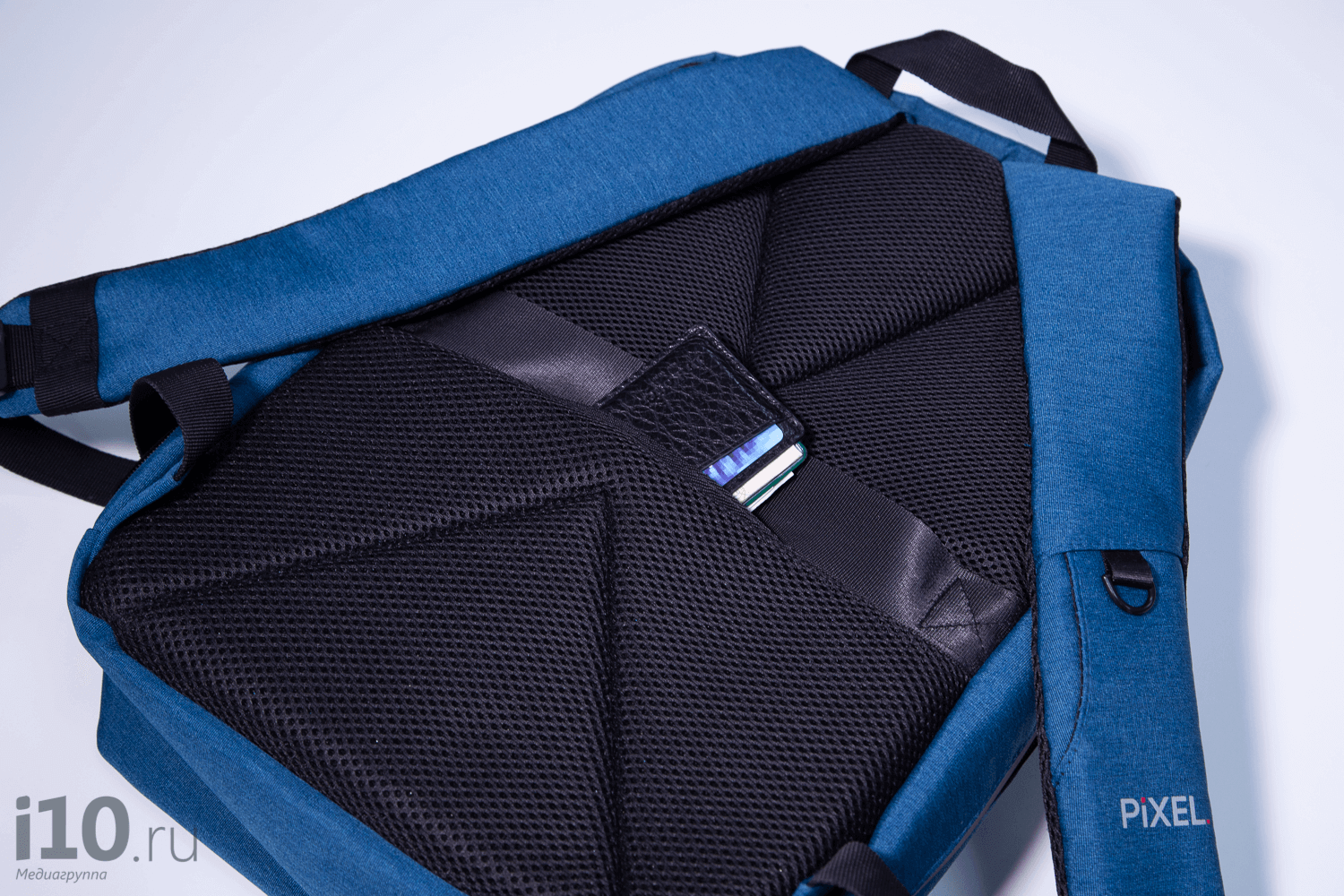 Обзор PIXEL — первых в мире рюкзаков с экраном pixel,рюкзаки,технологии,товары
