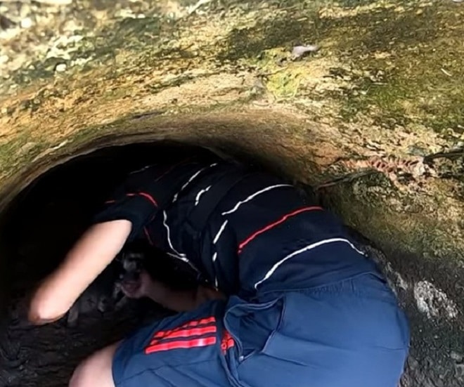 Мужчина согнулся