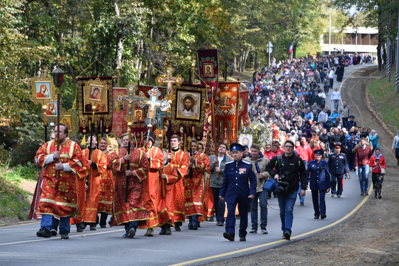 Крестный ход в новосибирске фото