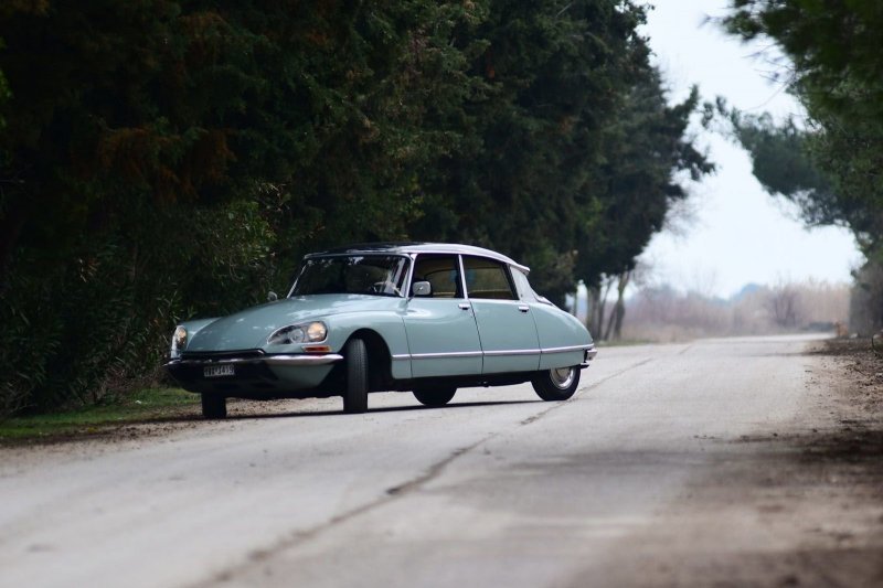 Citroen DS — самая крутая тачка за всю историю автомобилестроения