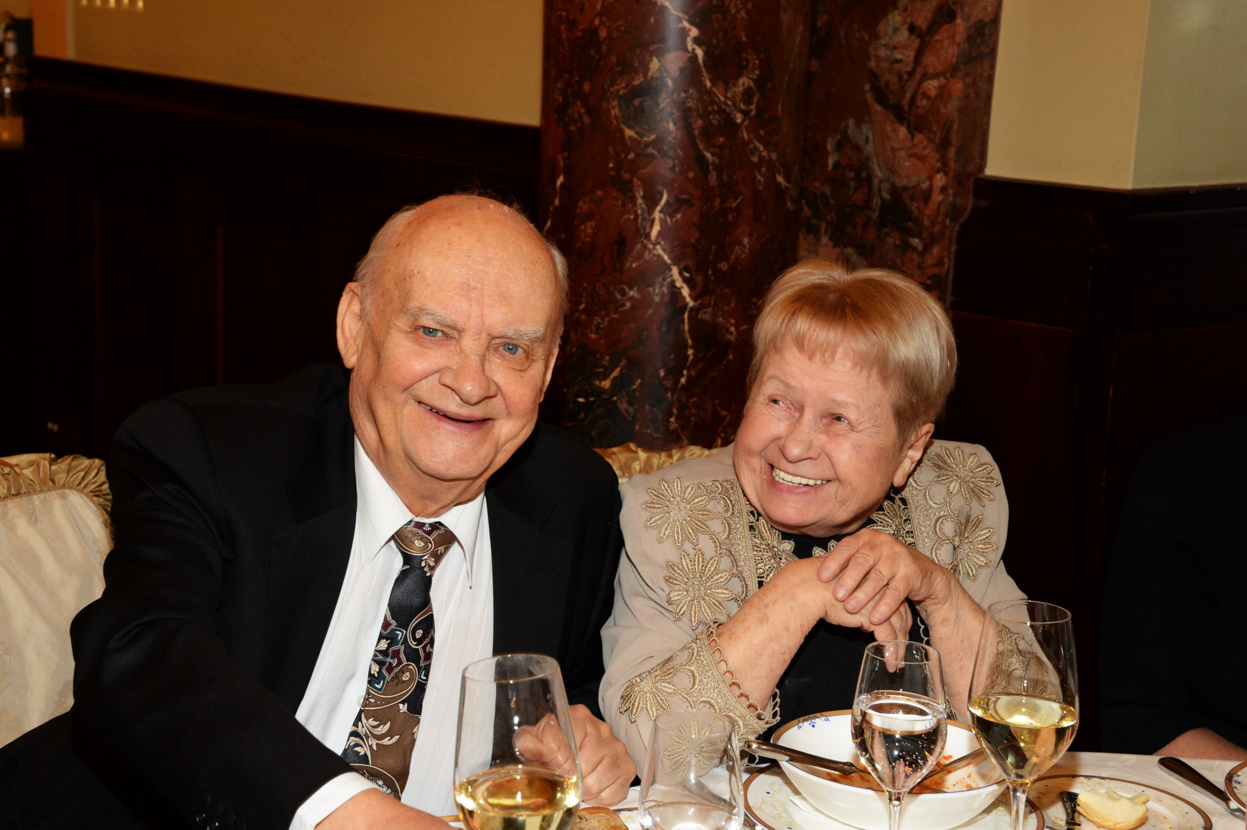 Вечная любовь: 5 пар, чей брак продлился уже более 50 лет Звезды