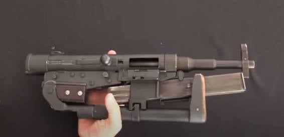 От револьвера-раскладушки к раскладному пистолету-пулемету оружие