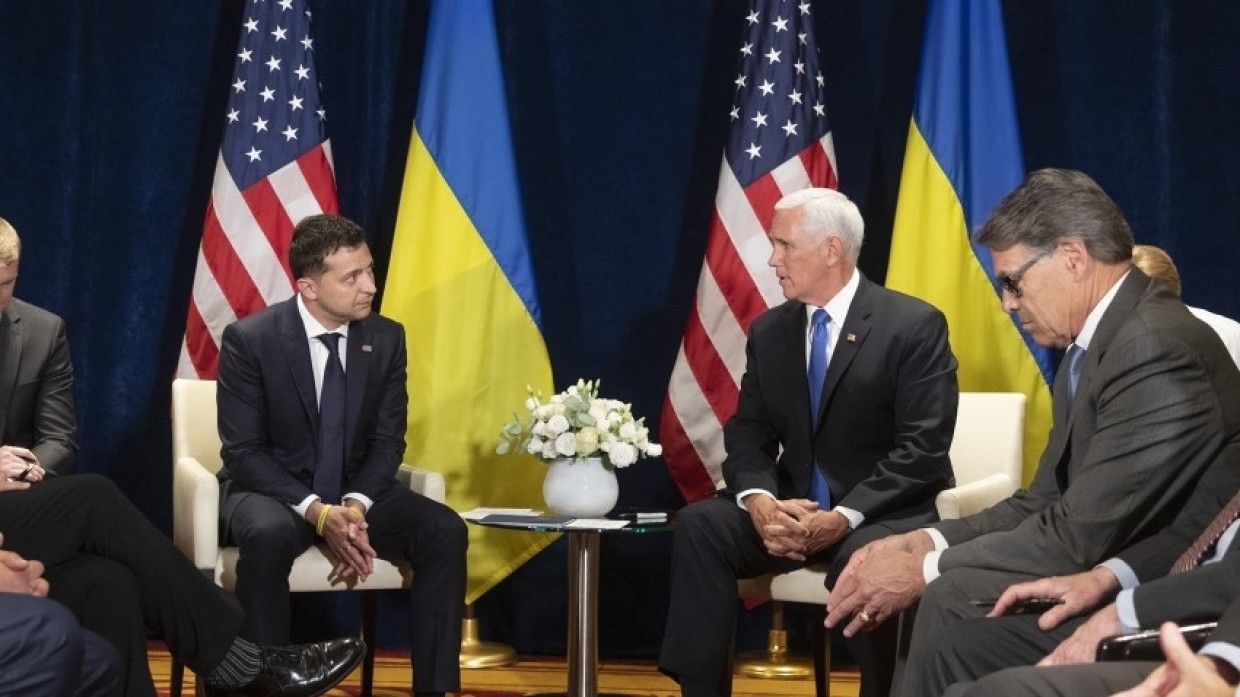 Украинские журналисты раскритиковали Зеленского за покорность США