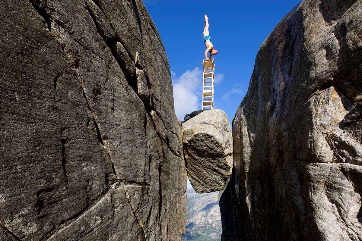 Эскил Роннингсбаккен – трюки на краю Эскил Роннингсбаккен – трюки на краю высота