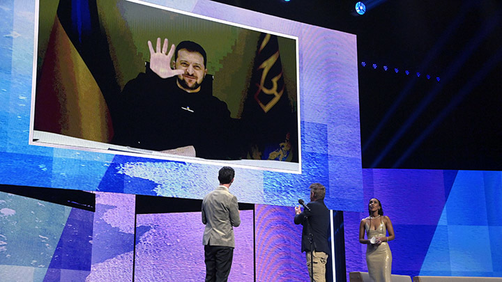 "МЫ ПОВЕРИЛИ В ШОУ ЗЕЛЕНСКОГО": РАССЛЕДОВАТЕЛЬ ХЕРШ РАССКАЗАЛ О ВИНОВНЫХ В ПРОВАЛЕ "КОНТРНАСТУПА"