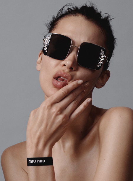 Сам себе художник: Белла Хадид и дочь Кейт Мосс Лила в рекламе Miu Miu Мода,Новости моды