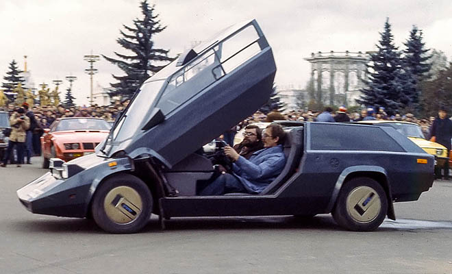 Самодельные суперкары советских инженеров: гениальные машины, которые собрали в гаражах Самодельные суперкары советских инженеров: гениальные машины, которые собрали в гаражах Культура