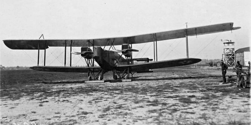 Супербомбардировщик V/1500:  как единственный боевой вылет положил конец войне 1915,авиация,бомбардировщик v/1500,история,оружие