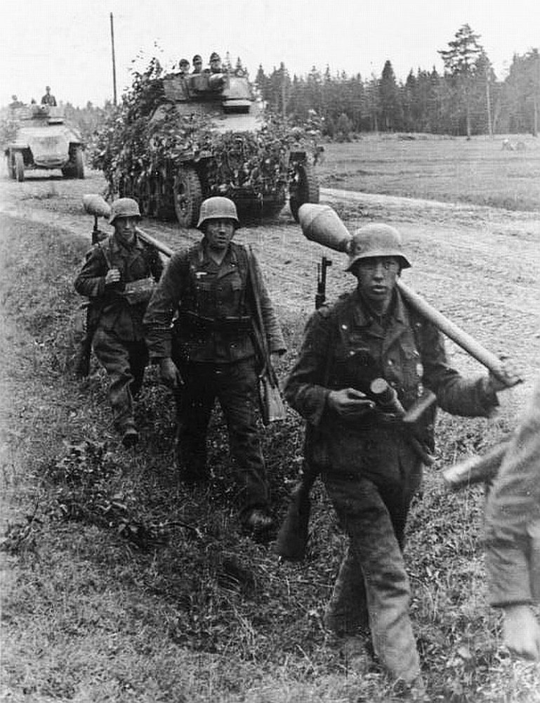 GrossdeutschlandDiv-EPruss-Oct44.jpg