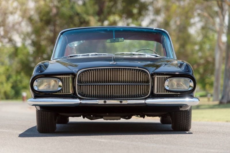 Dual-Ghia Convertible: автомобиль Френка Синатры и Рональда Рейгана Dual-Ghia Convertible: автомобиль Френка Синатры и Рональда Рейгана