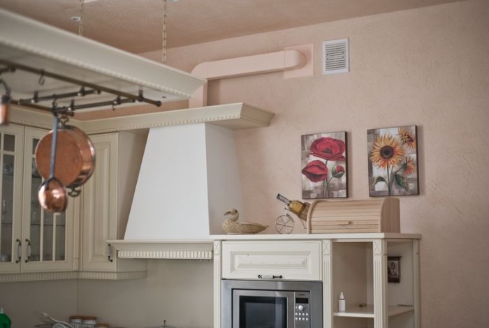 Обязательно проверьте вентиляцию, ведь это любимое место грызунов / Фото: superdom.ua