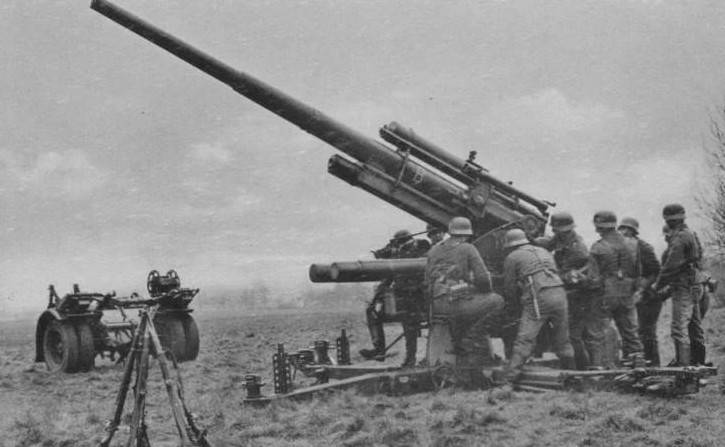 Послевоенная служба зенитных орудий калибра 88–128-мм, изготовленных в нацистской Германии Воронежская обл,[563094],г,Воронеж [561543],г,Евпатория [1435682],г,Москва [1405113],город Воронеж г,о,[95241116],Евпатория г,о,[95252037],оружие,респ,Крым [1434425]