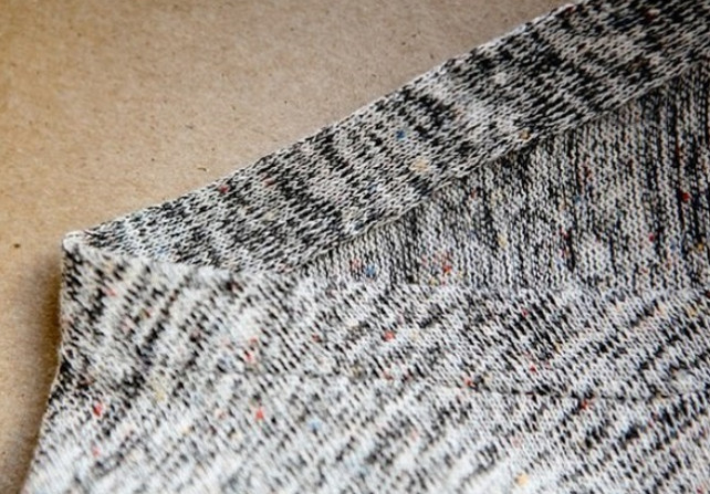 Простой кардиган из прямоугольников, всего пару часов — и можно наслаждаться обновкой! Простой кардиган из прямоугольников, всего пару часов — и можно наслаждаться обновкой! одежда,своими руками