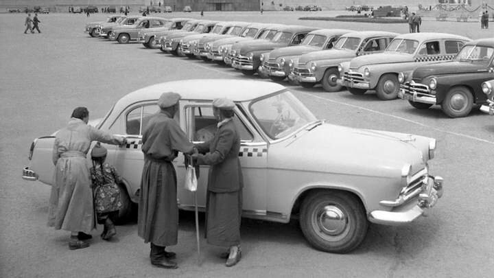 Почему в СССР было круто работать в такси такси, только, очень, работы, водитель, деньги, водителей, некоторых, сказать, каждый, таксопарках, можно, водители, счетчиком, ГАЗ24, после, взять, автомобилем, машину, машины