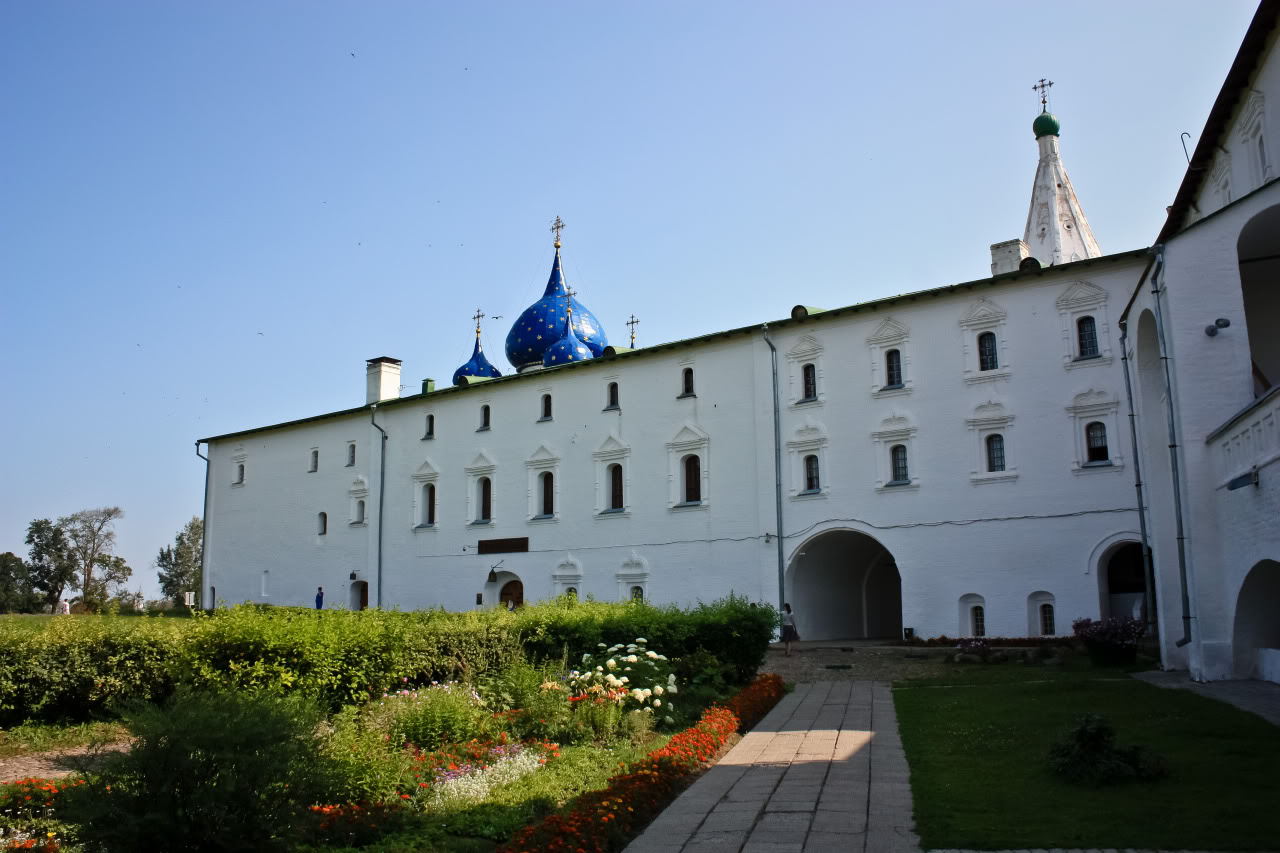 Архиерейские палаты в суздале фото