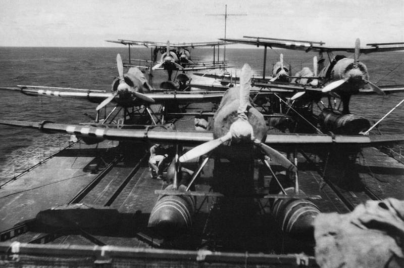 Боевые самолеты. Самый массовый и самый несчастливый Боевые самолеты. Самый массовый и самый несчастливый ввс