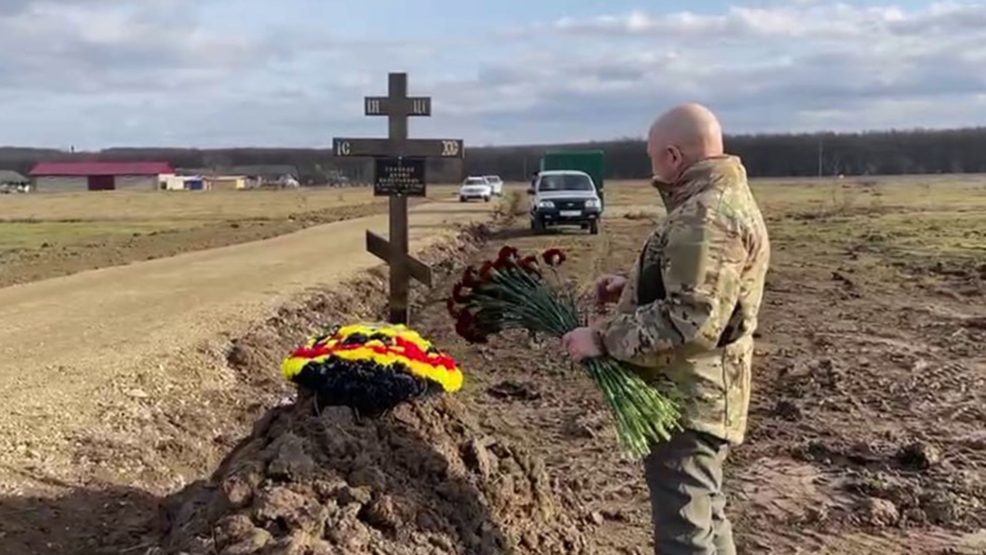 Чвк вагнер новгород. Вагнер ЧВК могилы солдат. Могилы ЧВК Вагнер. Пригожин ЧВК Вагнера.