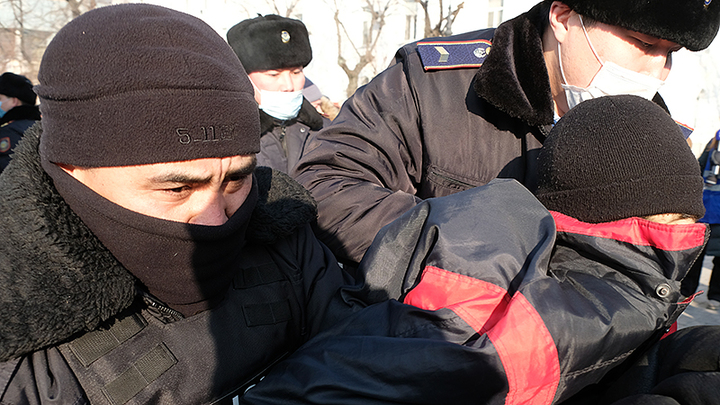 ЧЕТВЁРТЫЙ ДЕНЬ "ГАЗОВЫХ ПРОТЕСТОВ" В КАЗАХСТАНЕ. ПРАВИТЕЛЬСТВО ПАЛО. НО ЭТО ТОЛЬКО НАЧАЛО