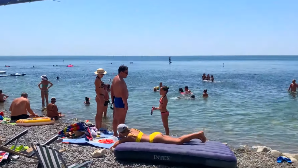 Блогер из Крыма показала мало рекламируемый, но приятный для отдыха Орджоникидзе Блогер из Крыма показала мало рекламируемый, но приятный для отдыха Орджоникидзе Общество