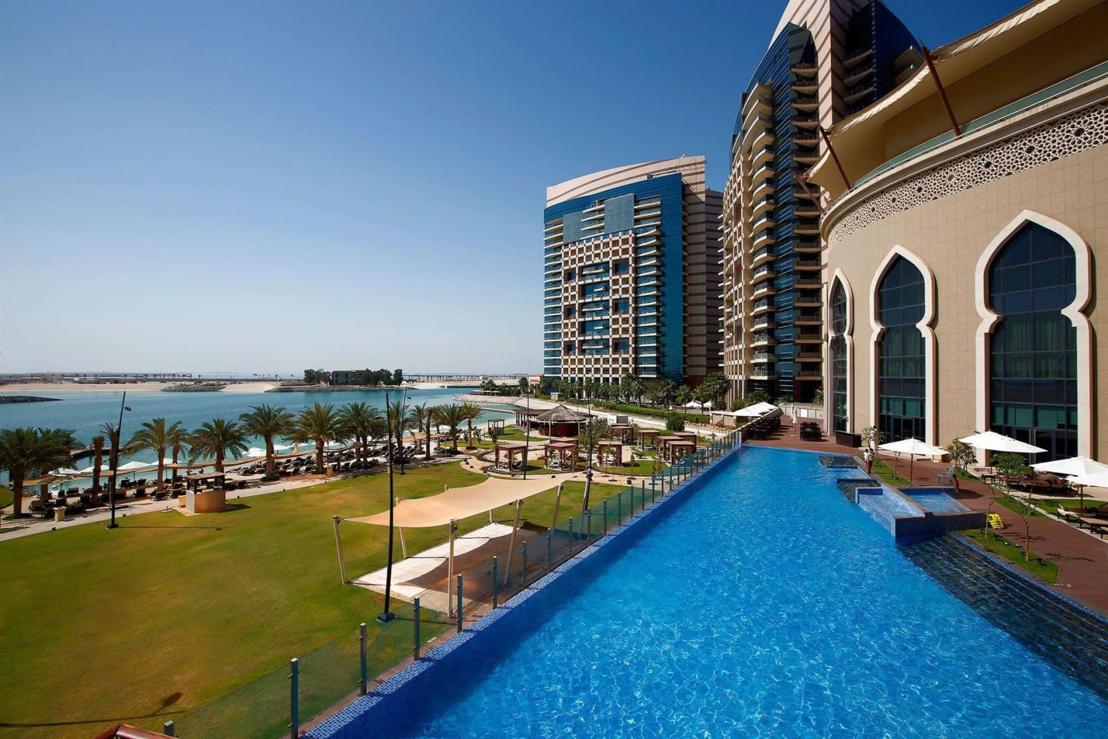 Выбираем тур и отель в Абу-Даби: что посмотреть и где остановиться АбуДаби, также, двоих, ночей, питание, вылет, отель, стиле, большой, расположен, Saadiyat, советуем, уровень, набережной, можно, дворец, самой, пляже, эмирата, достопримечательностей