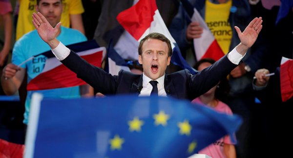 Треть французов «против» единого ЕС. Всё, что вы не знали про Эммануэля Макрона
