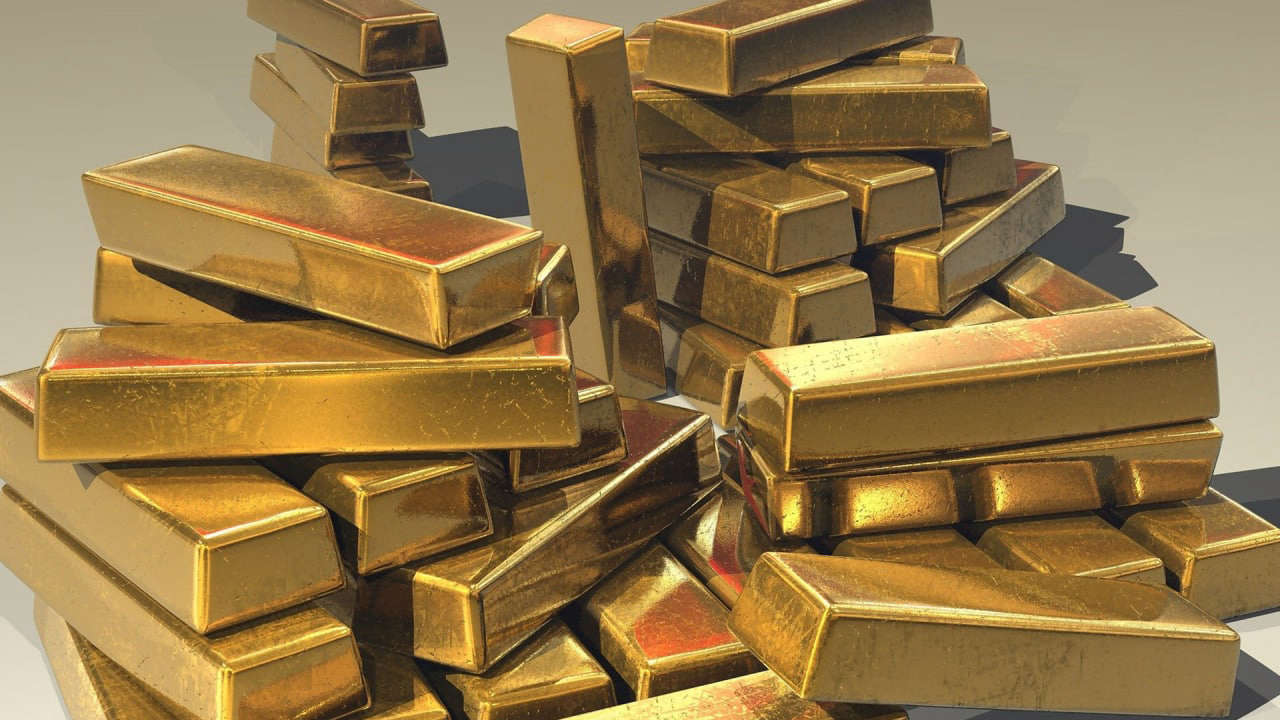 Инвестор Исаков дал советы по покупке золота