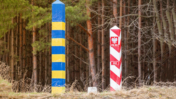 ПОЛЬША ГОТОВИТСЯ К ЗАХВАТУ: РУССКАЯ РАЗВЕДКА НАЗВАЛА 5 ПРИЗНАКОВ РАЗДЕЛА УКРАИНЫ