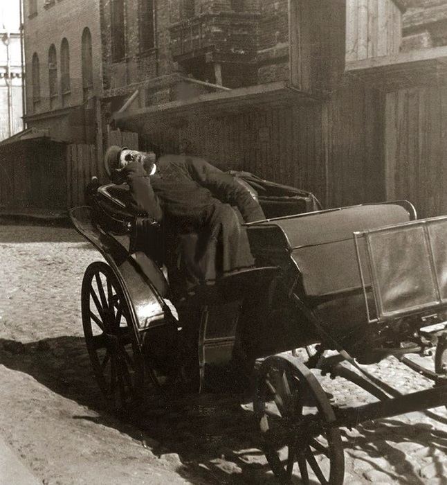 Каким был общественный транспорт прошлых лет история