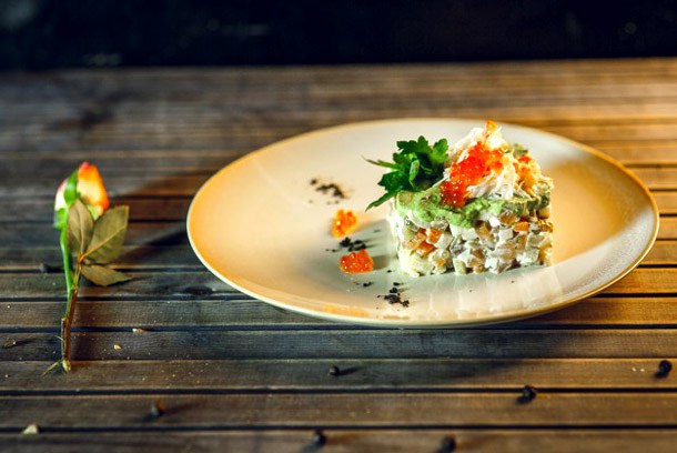 Рецепт оливье с икрой на Новый год 2018