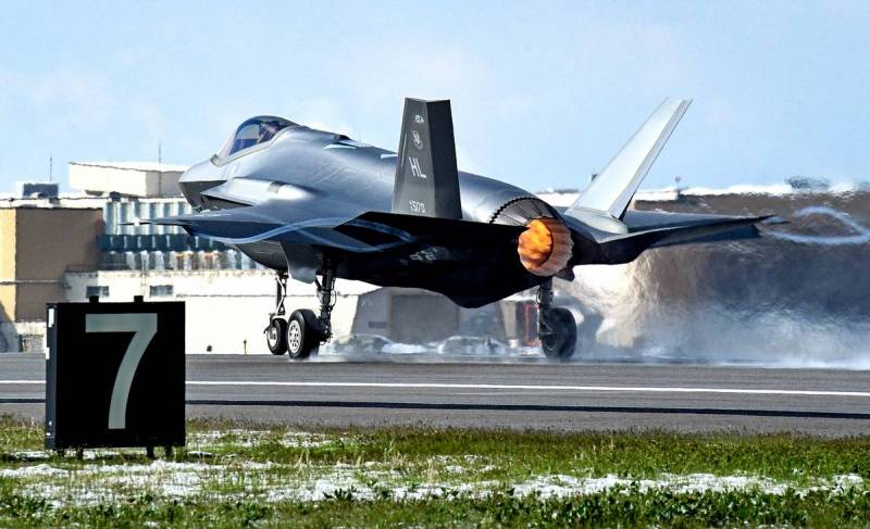 Раскрыта суть масштабных проблем с двигателями F-35
