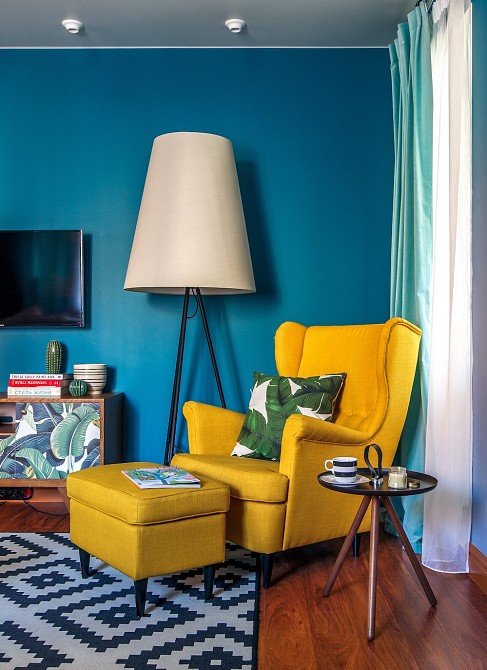 Стильно, ярко, бюджетно: квартира из 90-х, преобразившаяся до неузнаваемости интерьер и дизайн