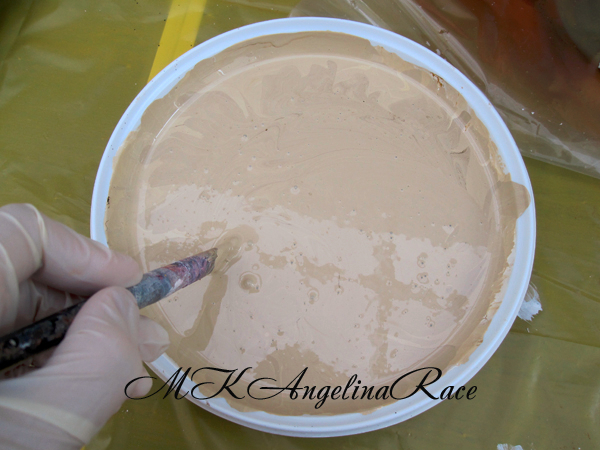 Переделка старого журнального столика с помощью пенопластовых багетов Переделка старого журнального столика с помощью пенопластовых багетов декупаж мебели