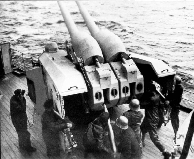 Использование трофейных немецких 105 и 128-мм зенитных орудий оружие