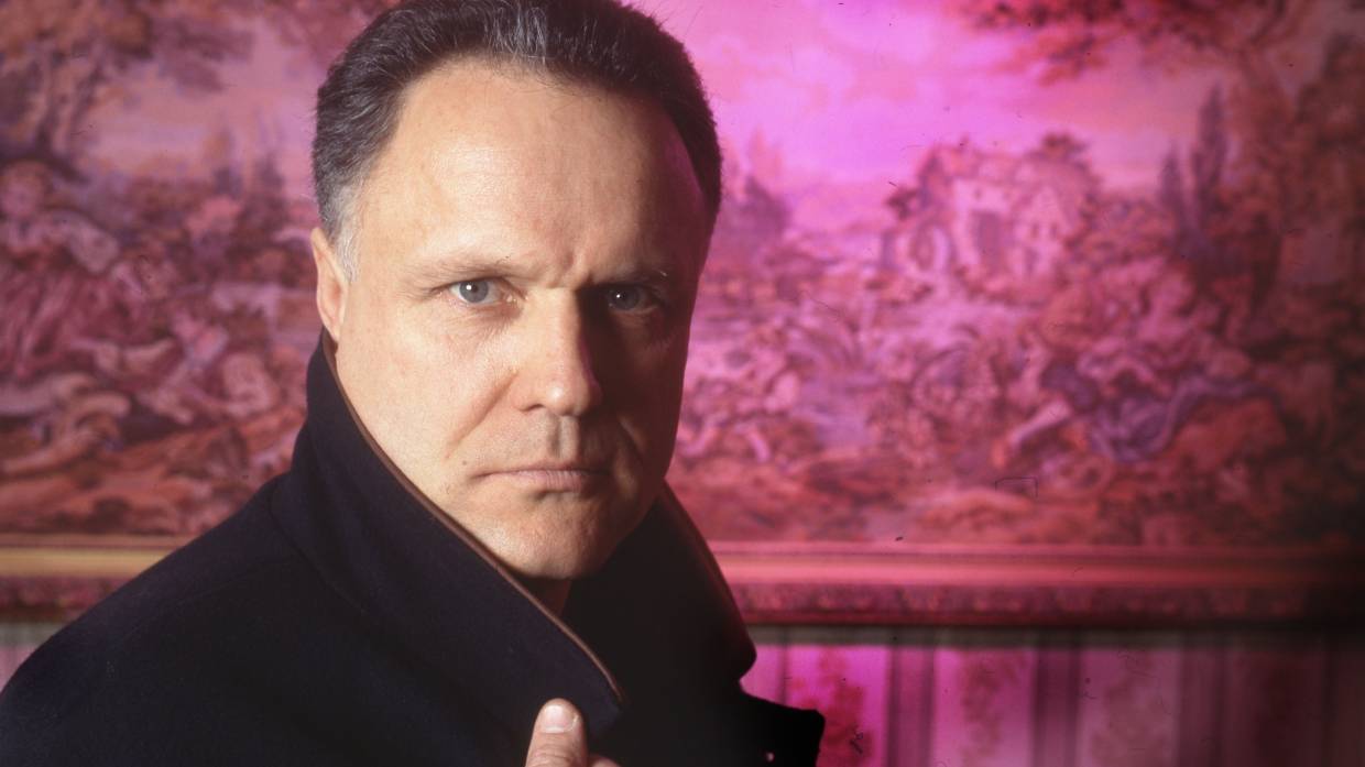 «Уважал себя и окружающих»: режиссер Иншаков вспоминает актера Еременко-младшего «Уважал себя и окружающих»: режиссер Иншаков вспоминает актера Еременко-младшего Шоу-бизнес