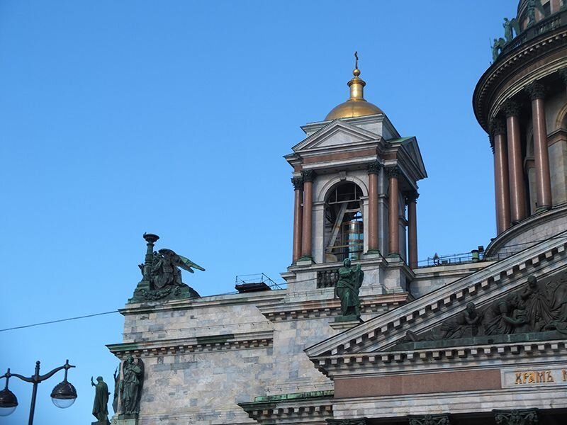 Утренняя прогулка по Санкт-Петербургу метро, поснимала, наутро, яркоеАдмиралтейство, совсем, пускаютСолнце, входа, потусовалась, дальнийПублика, полёт, Глядя, сняться, корабликом, крышах…, ночуют, ангелы, перелётные, Только, никого, колоннаде