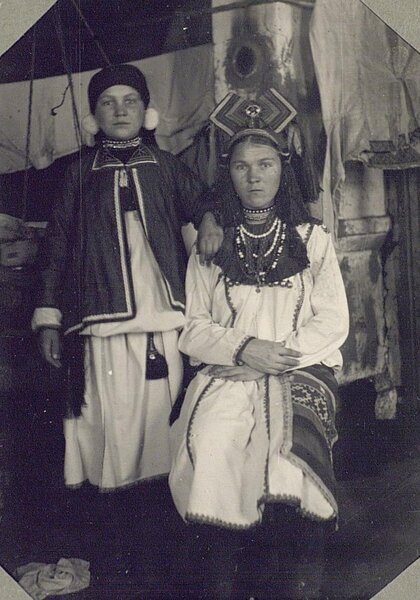 Такие красивые, такие разные: снимки жителей России из коллекции Кунсткамеры белые страницы истории