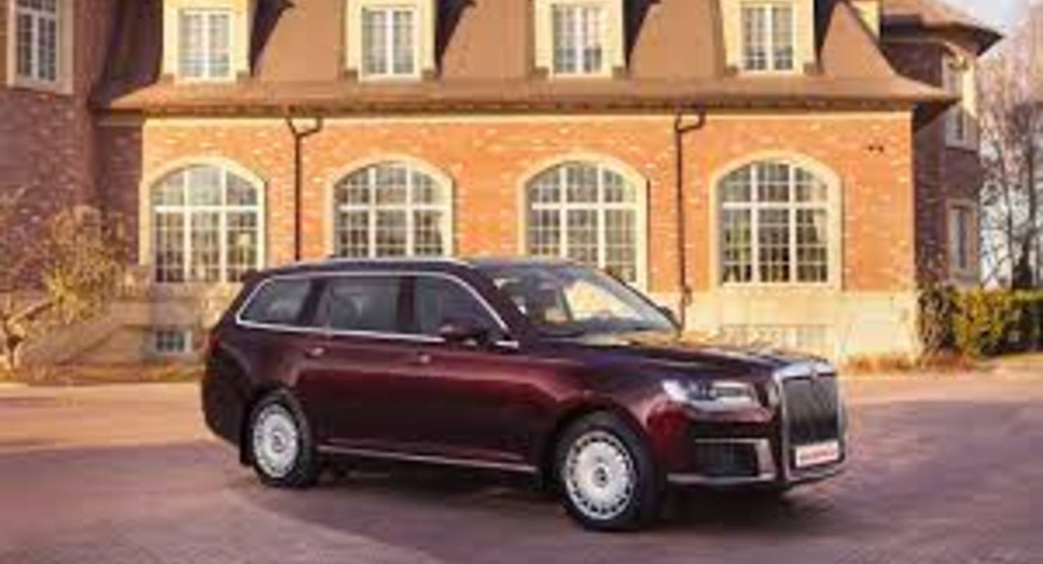 Новый брутальный российский внедорожник рассекретили на фото за год до премьеры