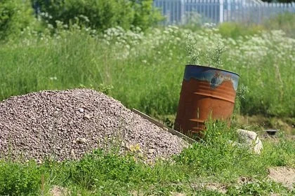 Полицейские нашли загадочные останки в пластиковой бочке