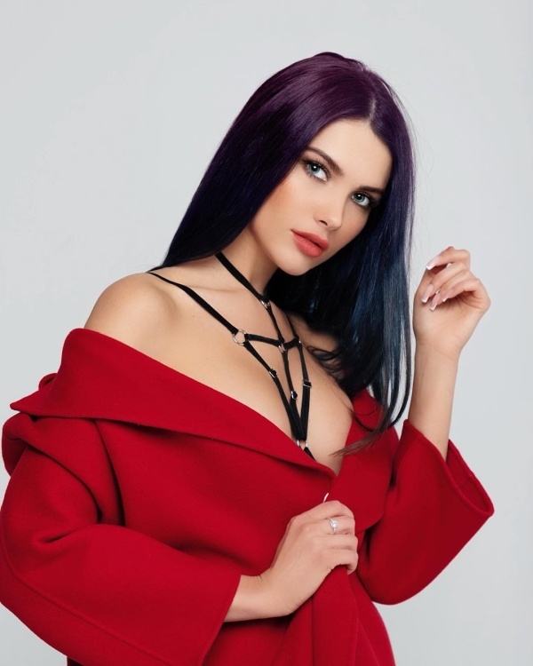 "Мисс Москву-2018" Алесю Семеренко лишили титула и короны 