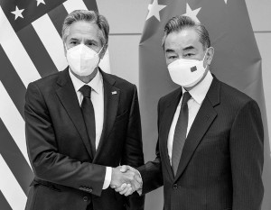 Китай хочет вмешаться в отношения Германии и России