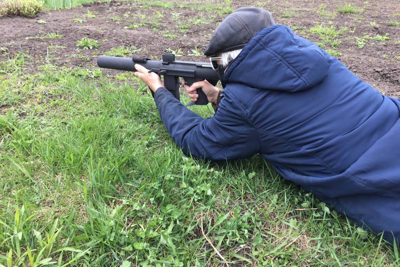 От револьвера-раскладушки к раскладному пистолету-пулемету оружие