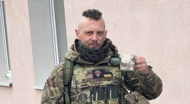 Дин Артур. Гражданин Великобритании. С марта 2022 — наемник, в составе интернационального легиона территориальной обороны Украины